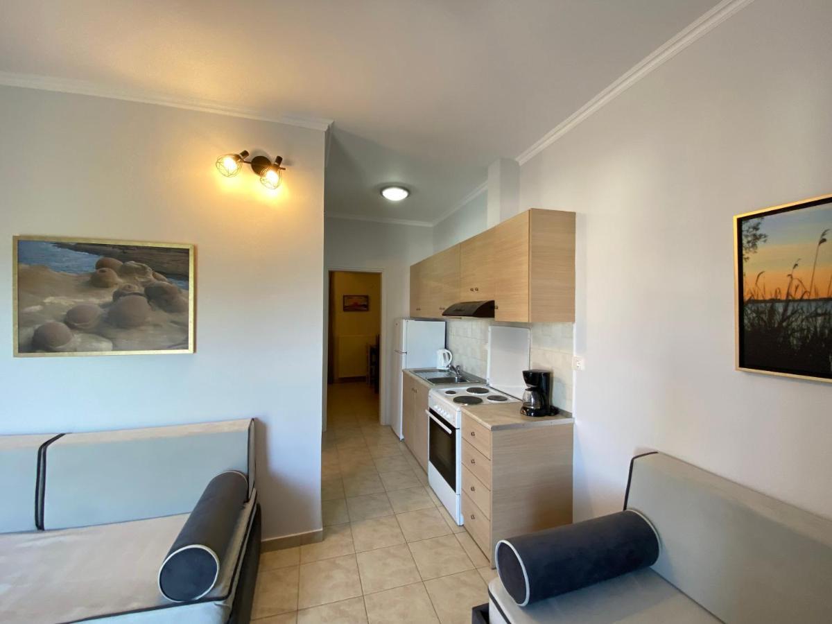 Caviro Apartamento Moúdhros Exterior foto